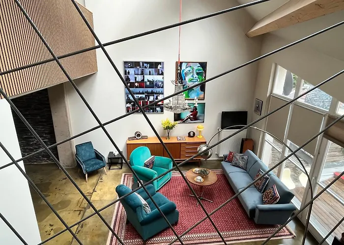 Ancien Cinema Loft Appartement *